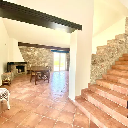 Gisella Villa
