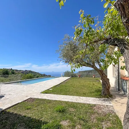 Gisella Villa